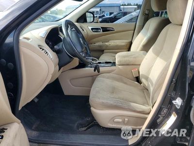 Zdjęcie 7 z 14 samochodu: 2016 NISSAN PATHFINDER SV VIN:5N1AR2MN1GC616290 - miniatura