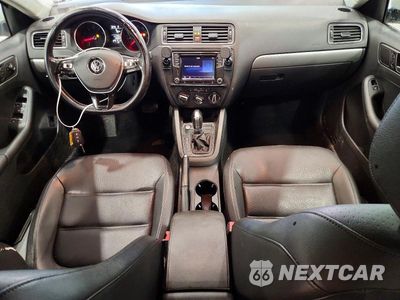 Zdjęcie 8 z 12 samochodu: 2016 VOLKSWAGEN JETTA SE VIN:3VWD67AJ7GM402554 - miniatura