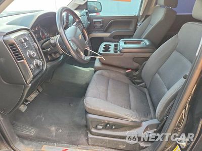 Zdjęcie 7 z 12 samochodu: 2018 CHEVROLET SILVERADO K1500 LT VIN:3GCUKREC5JG519948 - miniatura