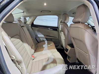 Zdjęcie 10 z 12 samochodu: 2018 FORD FUSION SE VIN:3FA6P0HD1JR192873 - miniatura