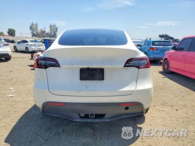 Zdjęcie 6 z 13 samochodu: 2022 TESLA MODEL Y VIN:7SAYGDEE1NF358245 - miniatura