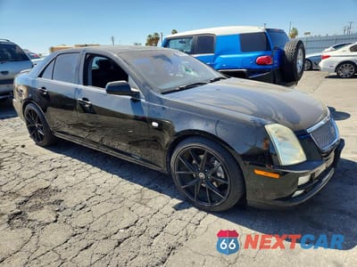 Czwarte zdjęcie samochodu z boku: 2005 CADILLAC STS VIN:1G6DC67A950170233 - miniatura