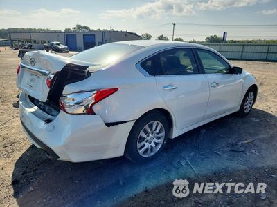 Trzecie zdjęcie samochodu z tyłu: 2016 NISSAN ALTIMA 2.5 S VIN:1N4AL3APXGN343460 - miniatura