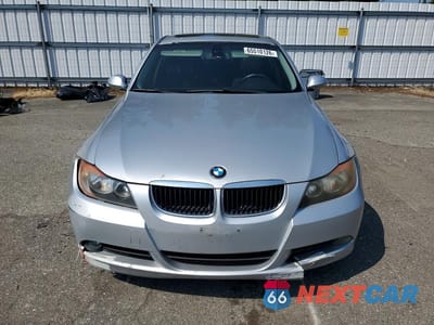 Piąte zdjęcie samochodu w środku: 2006 BMW 325 I VIN:WBAVB13576PT23939 - miniatura