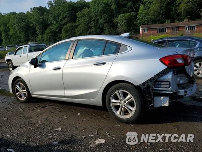 Drugie zdjęcie samochodu z przodu: 2018 CHEVROLET CRUZE LT VIN:1G1BE5SM8J7156506 - miniatura