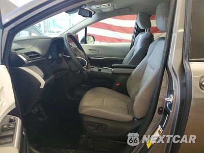 Zdjęcie 7 z 13 samochodu: 2026 TOYOTA SIENNA LE VIN:5TDKSKFC6TS240493 - miniatura