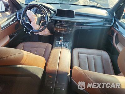 Zdjęcie 8 z 13 samochodu: 2018 BMW X5 SDRIVE35I VIN:5UXKR2C55J0Z21051 - miniatura
