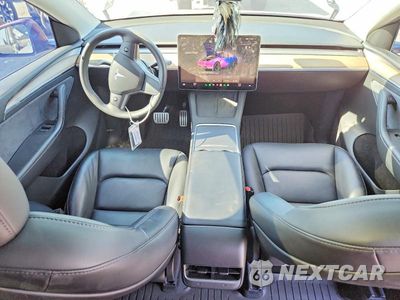 Zdjęcie 8 z 14 samochodu: 2024 TESLA MODEL Y VIN:7SAYGDEF9RF054708 - miniatura