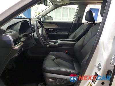 Zdjęcie 7 z 13 samochodu: 2024 TOYOTA GRAND HIGHLANDER LIMITED VIN:5TDAAAB5XRS031041 - miniatura