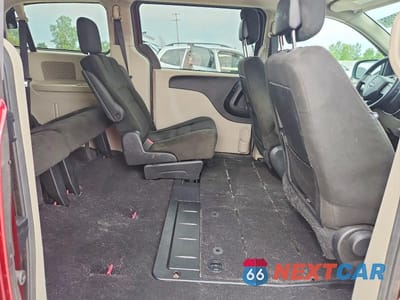 Zdjęcie 11 z 13 samochodu: 2017 DODGE GRAND CARAVAN SE VIN:2C4RDGBGXHR619494 - miniatura