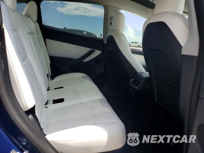 Zdjęcie 10 z 13 samochodu: 2022 TESLA MODEL Y VIN:7SAYGDEE3NF400642 - miniatura