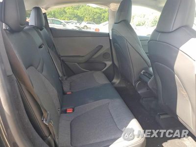 Zdjęcie 10 z 12 samochodu: 2026 TESLA MODEL Y VIN:7SAYGDEEXTA673510 - miniatura