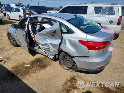 Drugie zdjęcie samochodu z przodu: 2016 FORD FOCUS S VIN:1FADP3E26GL356864 - miniatura