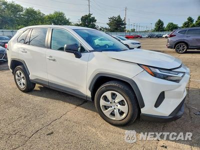 Czwarte zdjęcie samochodu z boku: 2024 TOYOTA RAV4 LE VIN:2T3F1RFV6RW430493 - miniatura