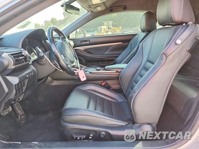Zdjęcie 7 z 13 samochodu: 2016 LEXUS RC 200T VIN:JTHHA5BC9G5003771 - miniatura
