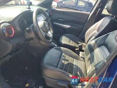 Zdjęcie 7 z 13 samochodu: 2018 NISSAN KICKS SR VIN:3N1CP5CU3JL543158 - miniatura