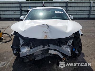 Piąte zdjęcie samochodu w środku: 2025 HYUNDAI IONIQ 6 SE VIN:KMHM24AAXSA104675 - miniatura