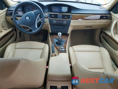 Zdjęcie 8 z 12 samochodu: 2007 BMW 328 XI VIN:WBAVC93517KZ71514 - miniatura