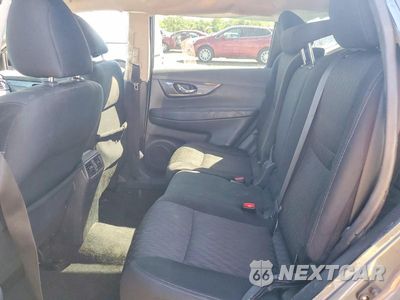 Zdjęcie 11 z 14 samochodu: 2018 NISSAN ROGUE S VIN:5N1AT2MV8JC766003 - miniatura