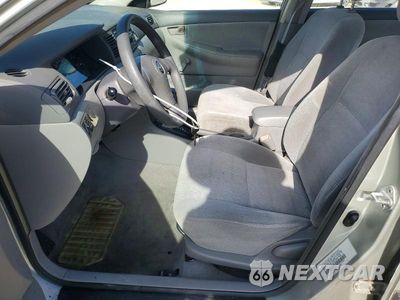 Zdjęcie 7 z 12 samochodu: 2004 TOYOTA COROLLA CE VIN:JTDBR32E442017872 - miniatura