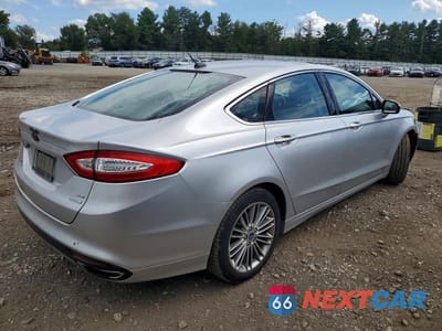 Trzecie zdjęcie samochodu z tyłu: 2013 FORD FUSION SE VIN:3FA6P0H94DR347061 - miniatura
