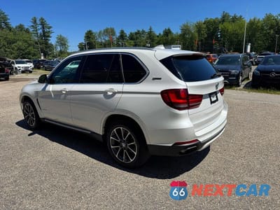 Trzecie zdjęcie samochodu z tyłu: 2017 BMW X5 XDR40E VIN:5UXKT0C56H0S80458 - miniatura