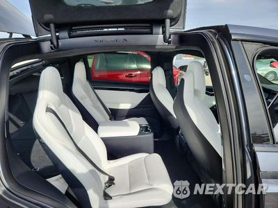 Zdjęcie 11 z 13 samochodu: 2017 TESLA MODEL X VIN:5YJXCBE25HF060462 - miniatura