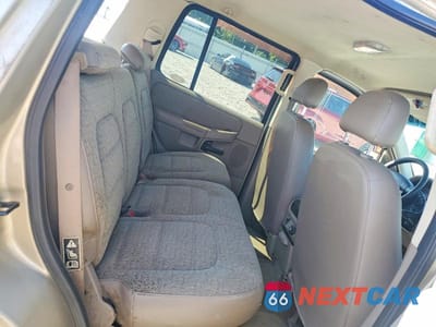 Zdjęcie 11 z 13 samochodu: 2002 FORD EXPLORER XLS VIN:1FMZU72E72UC70878 - miniatura