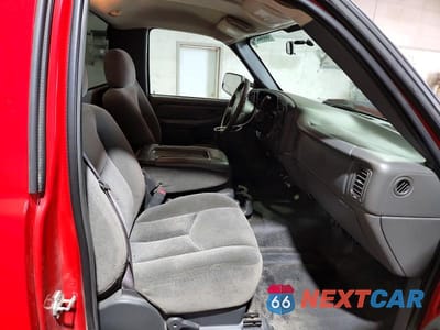 Zdjęcie 10 z 12 samochodu: 2007 CHEVROLET SILVERADO C2500 HEAVY DUTY VIN:1GCHC24U67E197823 - miniatura