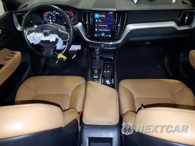 Zdjęcie 8 z 13 samochodu: 2020 VOLVO XC60 T5 MOMENTUM VIN:YV4102RK5L1584282 - miniatura