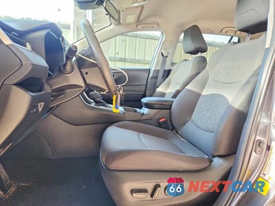Zdjęcie 7 z 14 samochodu: 2021 TOYOTA RAV4 XLE VIN:2T3W1RFV0MC134511 - miniatura