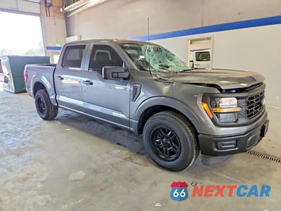 Czwarte zdjęcie samochodu z boku: 2024 FORD F150 XL VIN:1FTEW1KP6RKE58888 - miniatura