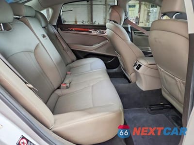 Zdjęcie 10 z 12 samochodu: 2018 GENESIS G80 3.8 VIN:KMHGN4JE5JU251300 - miniatura
