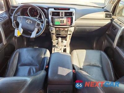 Zdjęcie 8 z 13 samochodu: 2013 TOYOTA 4RUNNER LIMITED VIN:JTEBU5JR0D5138505 - miniatura