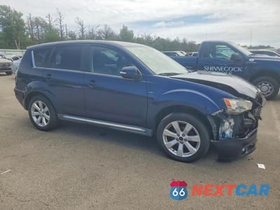 Czwarte zdjęcie samochodu z boku: 2011 MITSUBISHI OUTLANDER GT VIN:JA4JT5AXXBU007788 - miniatura