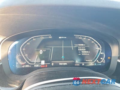 Zdjęcie 9 z 12 samochodu: 2022 BMW 530XE VIN:WBA33AG08NCJ73056 - miniatura