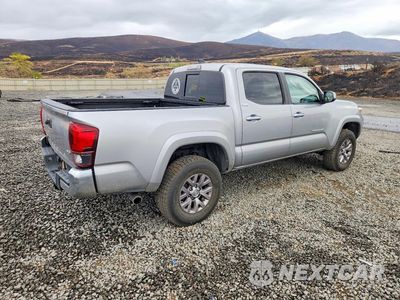 Trzecie zdjęcie samochodu z tyłu: 2018 TOYOTA TACOMA SR5 V6 VIN:3TMCZ5AN5JM141610 - miniatura