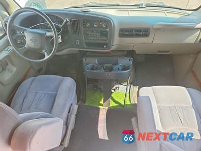 Zdjęcie 8 z 12 samochodu: 1999 CHEVROLET EXPRESS G1500 LT VIN:1GBFG15M9X1142783 - miniatura