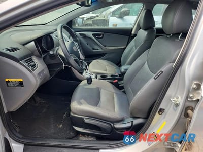 Zdjęcie 7 z 12 samochodu: 2012 HYUNDAI ELANTRA LIMITED VIN:KMHDH4AE7CU316595 - miniatura