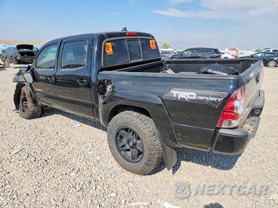 Drugie zdjęcie samochodu z przodu: 2014 TOYOTA TACOMA V6 VIN:3TMLU4EN6EM140992 - miniatura