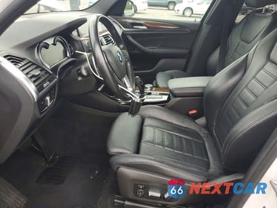 Zdjęcie 7 z 12 samochodu: 2018 BMW X3 XDRIVE30I VIN:5UXTR9C54JLC75628 - miniatura