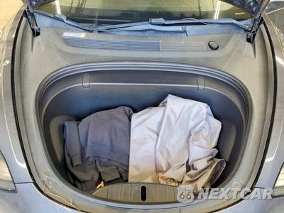 Zdjęcie 11 z 12 samochodu: 2018 TESLA MODEL 3 VIN:5YJ3E1EA3JF033616 - miniatura