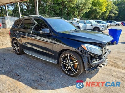 Czwarte zdjęcie samochodu z boku: 2018 MERCEDES-BENZ GLE 43 AMG VIN:4JGDA6EB9JB040591 - miniatura