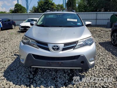 Piąte zdjęcie samochodu w środku: 2015 TOYOTA RAV4 XLE VIN:JTMRFREVXFD168017 - miniatura