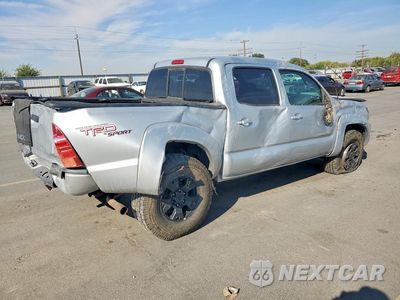 Trzecie zdjęcie samochodu z tyłu: 2005 TOYOTA TACOMA DOUBLE CAB VIN:5TELU42N65Z090229 - miniatura