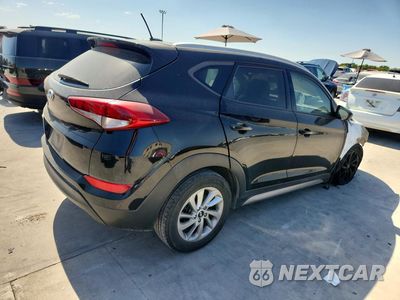 Trzecie zdjęcie samochodu z tyłu: 2017 HYUNDAI TUCSON SE VIN:KM8J33A46HU306098 - miniatura