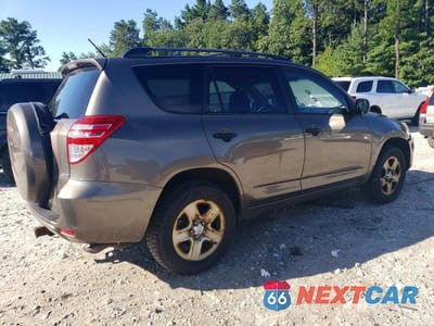 Trzecie zdjęcie samochodu z tyłu: 2011 TOYOTA RAV4 BASE VIN:2T3BF4DVXBW139930 - miniatura