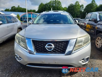 Piąte zdjęcie samochodu w środku: 2014 NISSAN PATHFINDER S VIN:5N1AR2MM3EC735771 - miniatura