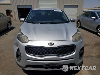 Piąte zdjęcie samochodu w środku: 2018 KIA SPORTAGE LX VIN:KNDPM3AC5J7313115 - miniatura