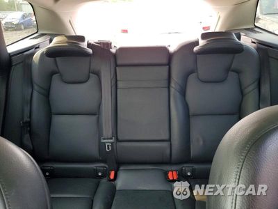 Zdjęcie 10 z 14 samochodu: 2019 VOLVO XC60 T5 VIN:LYV102RK2KB214501 - miniatura